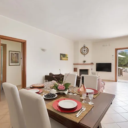 Villa Irma With Private Pool By Wonderful Italy *