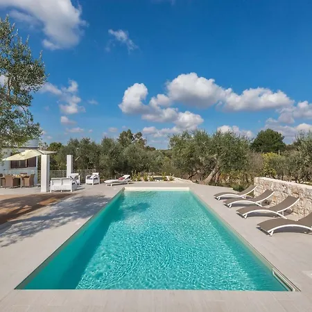 Irma With Private Pool By Wonderful Italy *