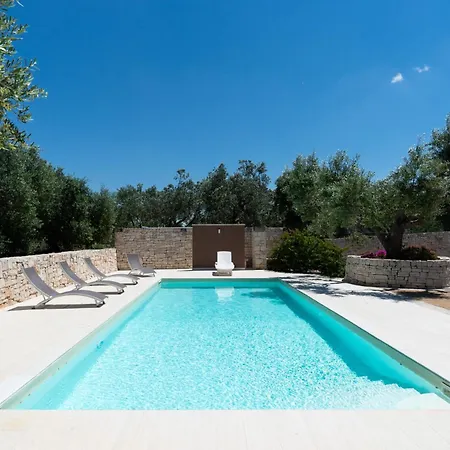 Irma With Private Pool By Wonderful Italy וילה נוצ'י